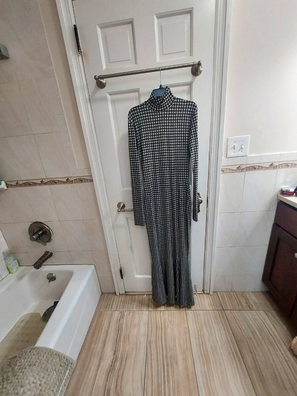 Norma Kamali Black White Houndstooth Long Sleeve Gown Dress - Picture 6 of 11